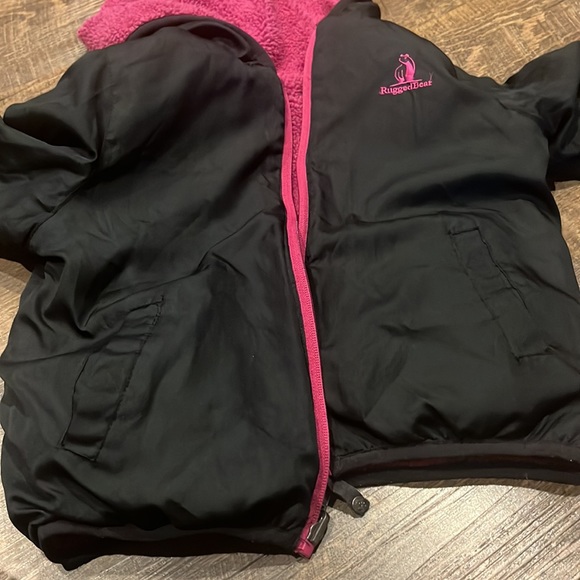 Fleece jacket and sweater - Picture 7 of 8